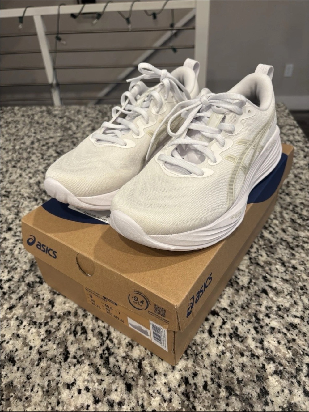 ASICS Gel Cumulus 27 Women's Running Shoes White/Lake Grey Sz 9